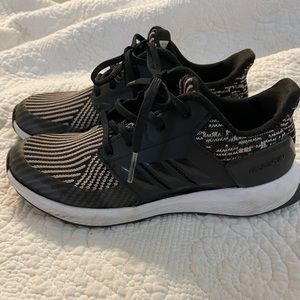 Girls Adidas rapid run cloudfoam sneakers